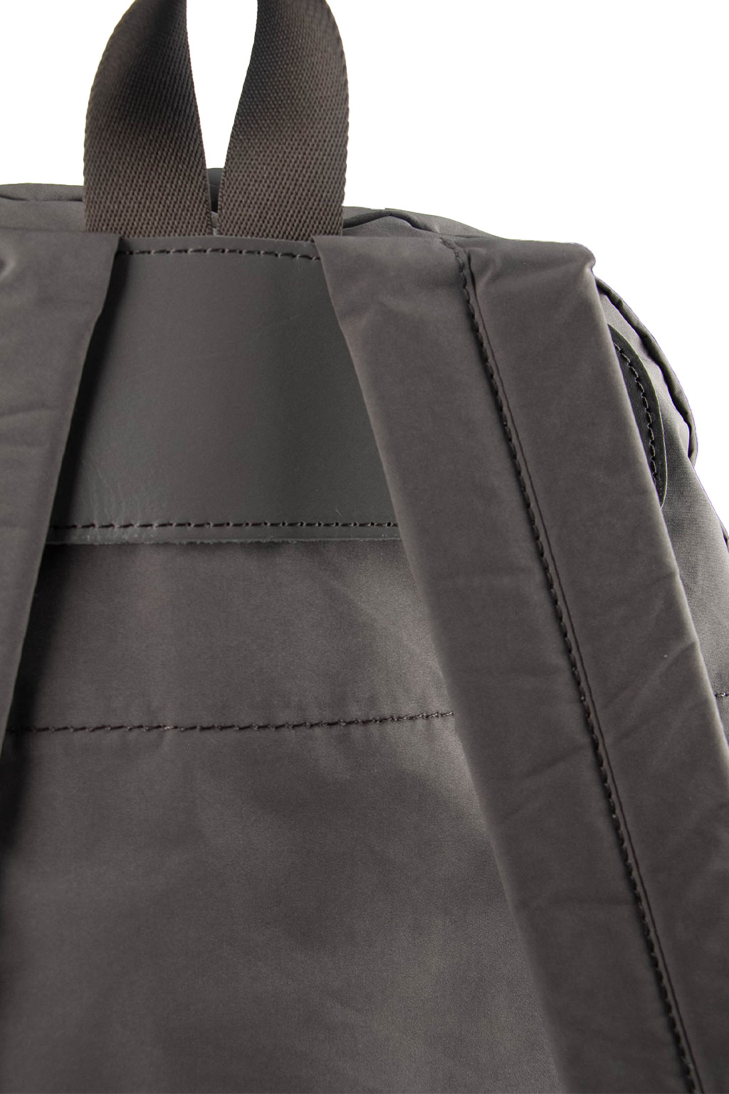 amiacalva Split Yarn Backpack - Grey