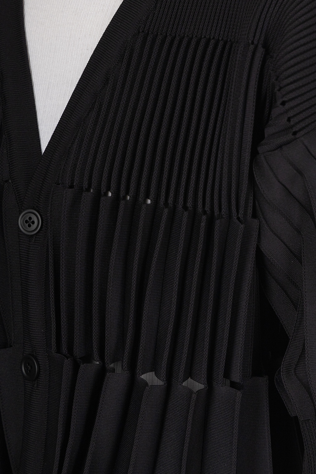 CFCL - Accordion Cropped Cardigan - Black