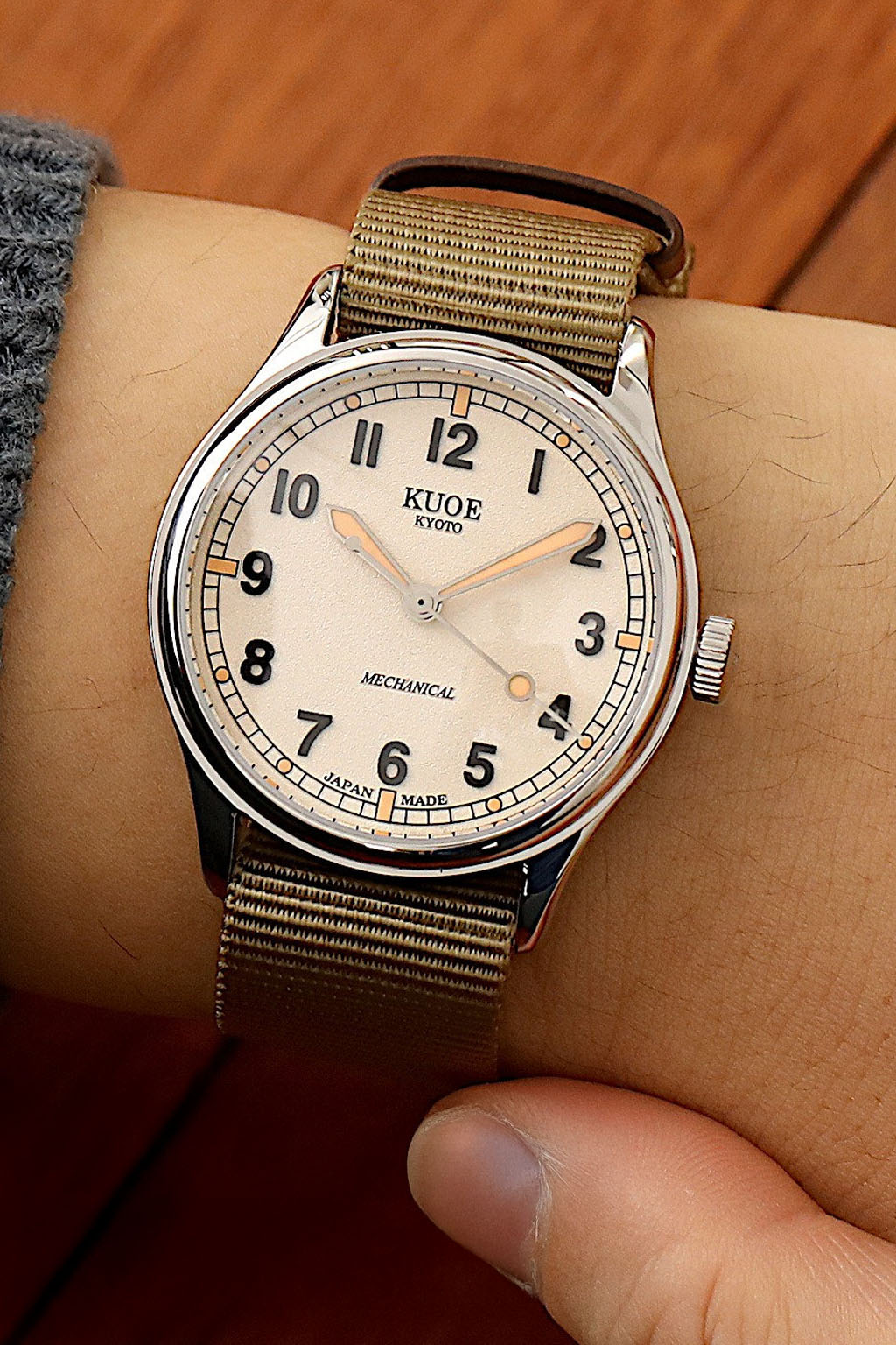 Kuoe Watch - OLD SMITH 90-002 Large - 38mm Automatic w/o Date  - Black