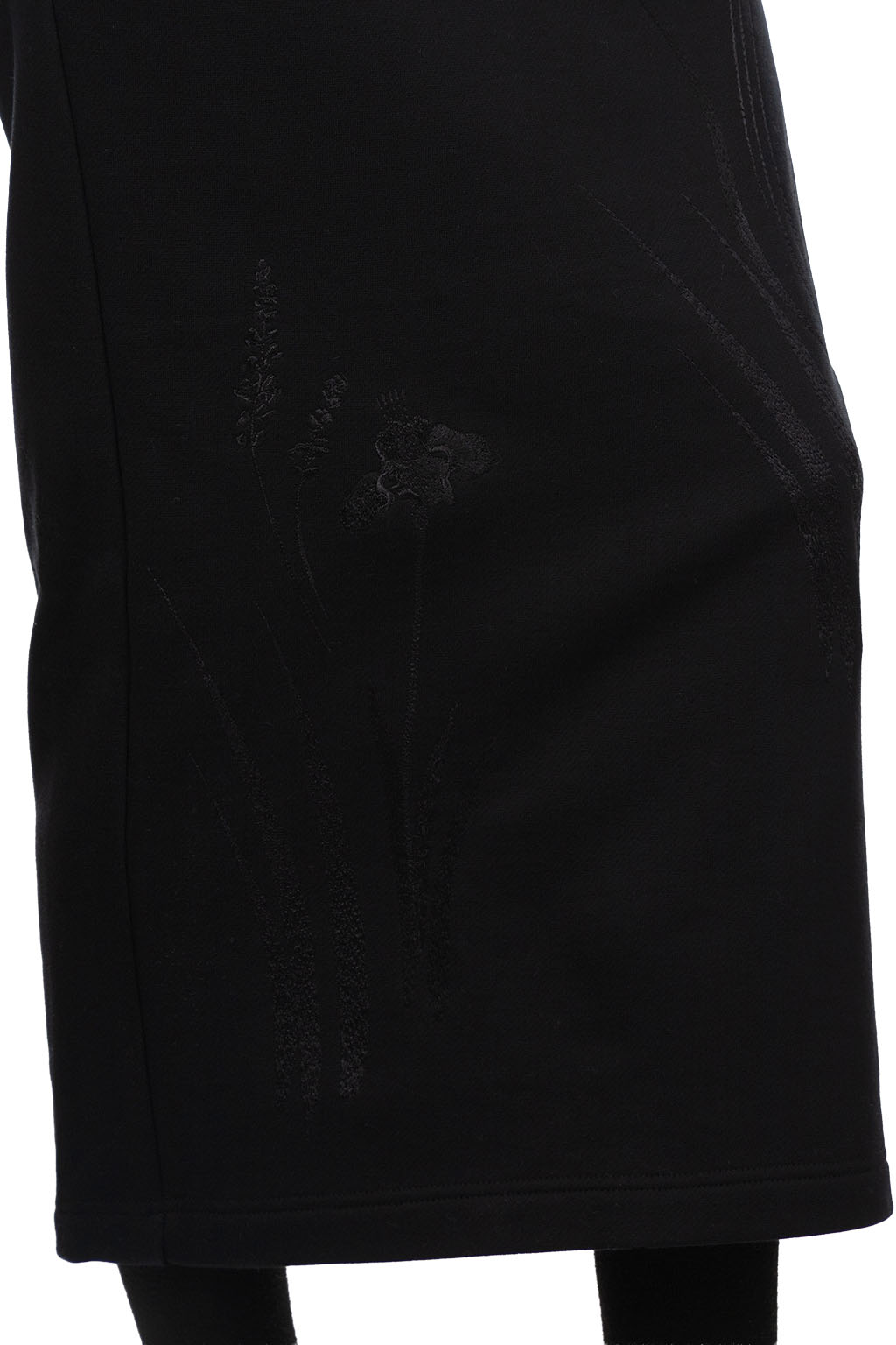 Mame Kurogouchi - Floral Motif Embroidered Sweater Skirt  - Black