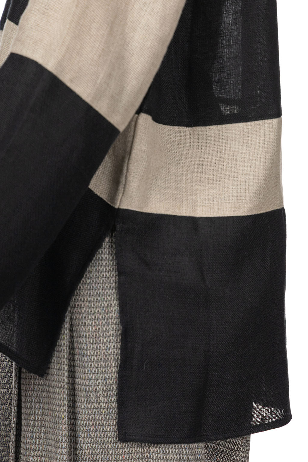 Manon - Switch Border Mesh Linen Pullover Shirt - NTRL x BLK