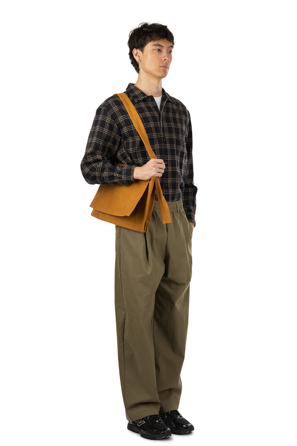 Manual Alphabet - CN 1Tuck Wide Easy Pants