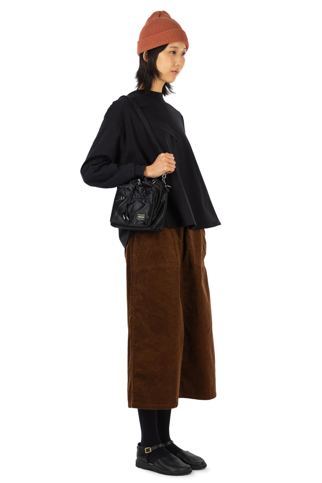NARU  - Cotton Jersey Curved Sleeve Pullover - Black