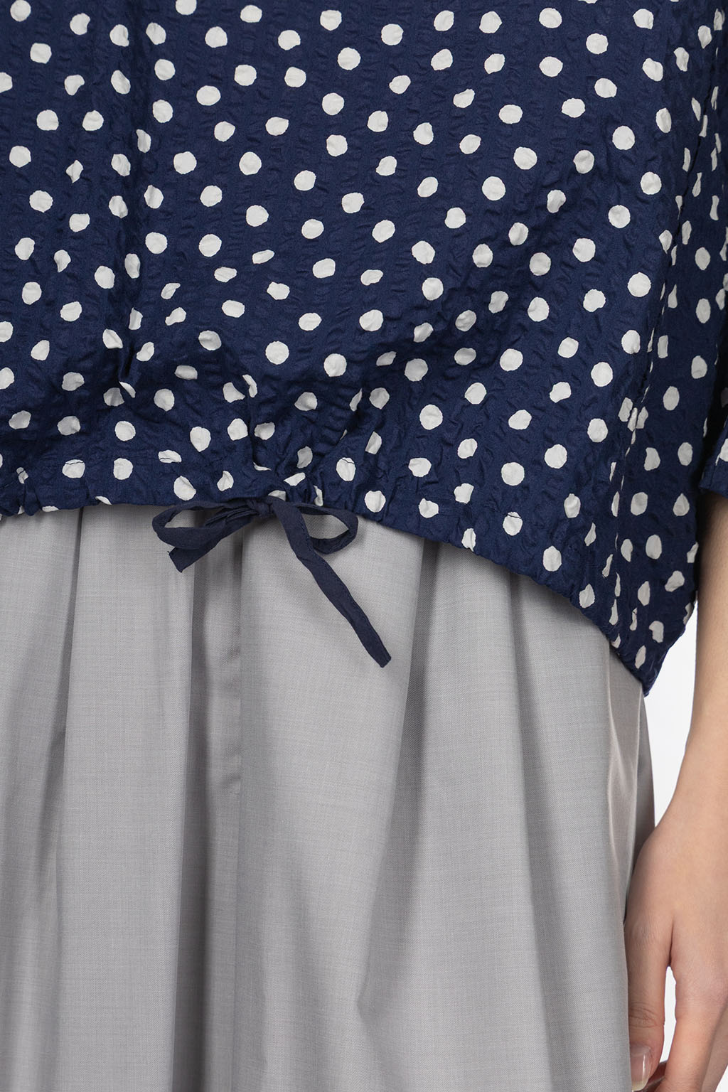 NARU  - Lone Ripple Dot Shirt -  Navy x White