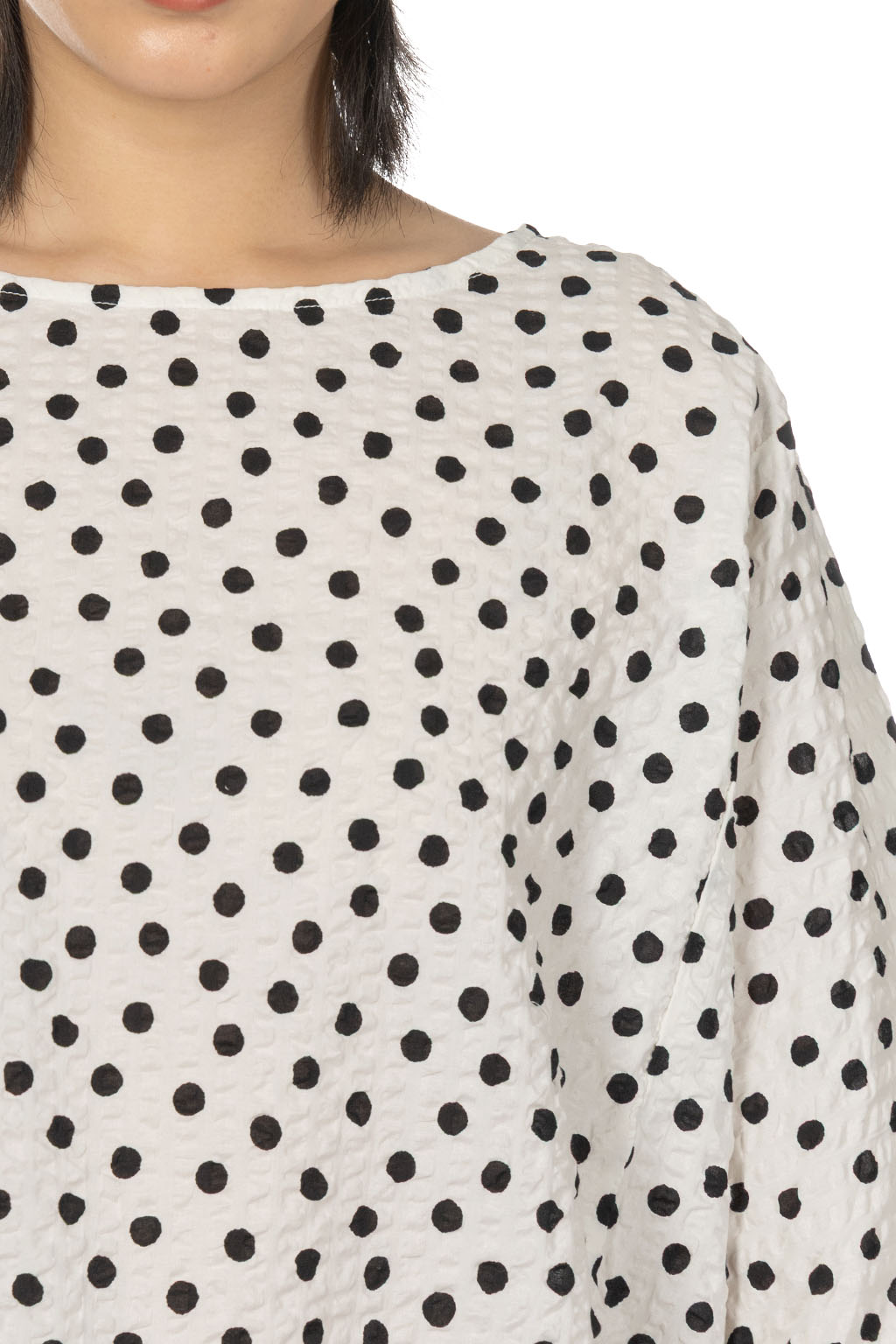 NARU  - Lone Ripple Dot Shirt - White x Black