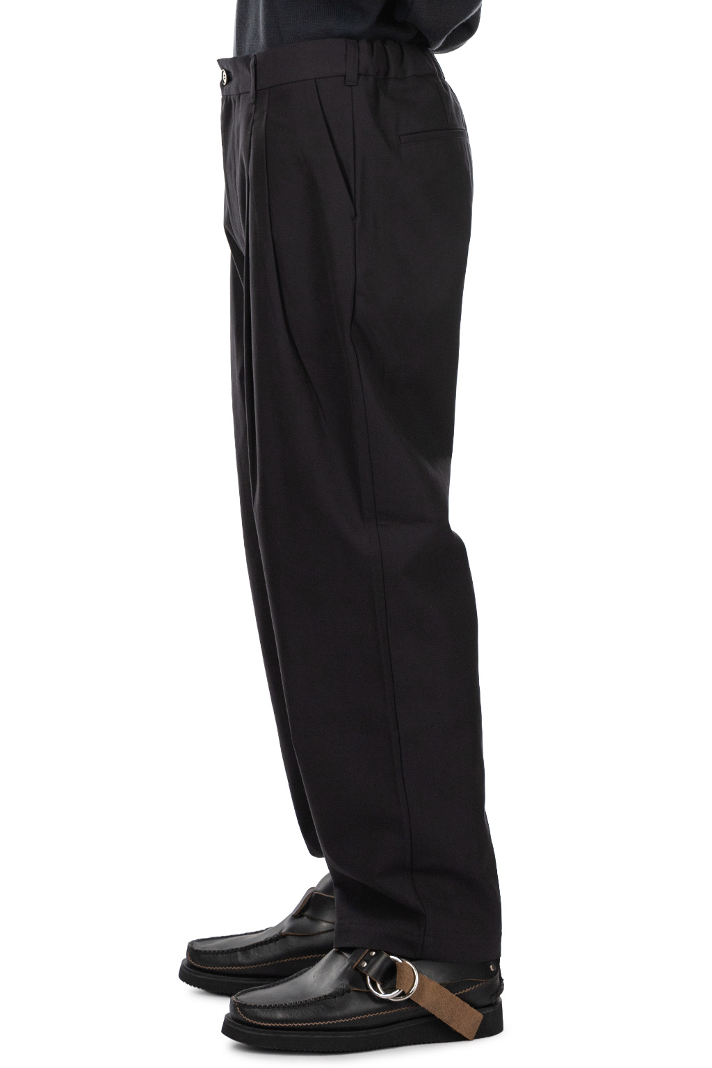 Still by hand - Deep Tuck Pressed Pants - Black Navy