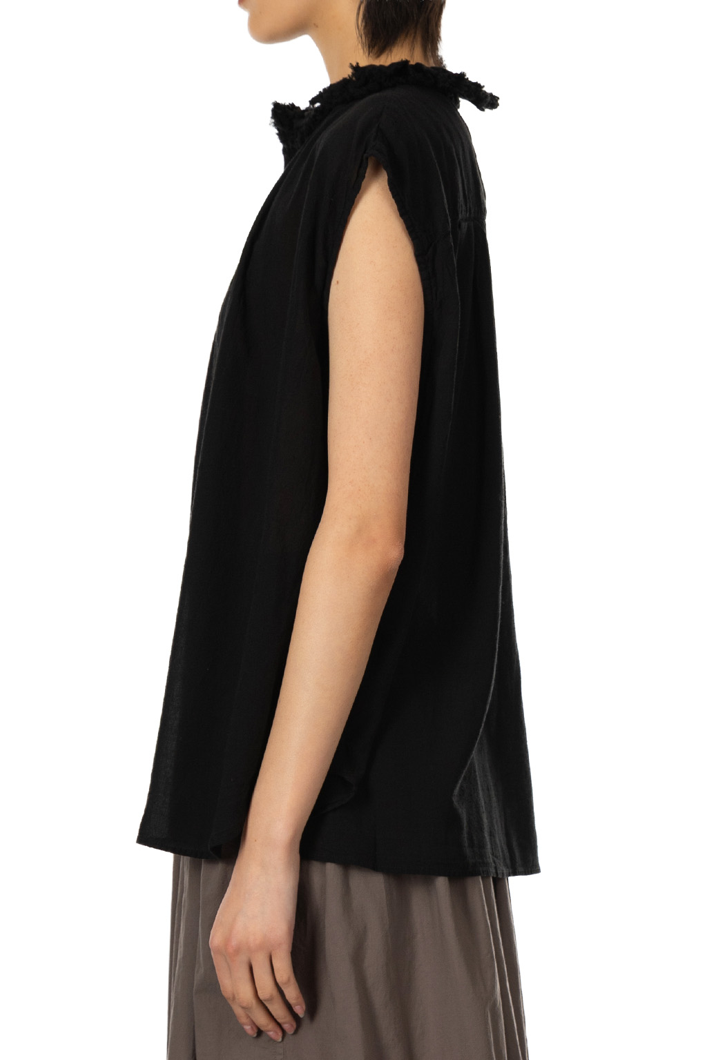 Veritecoeur - Frill Sleeveless Shirt - Antique Black