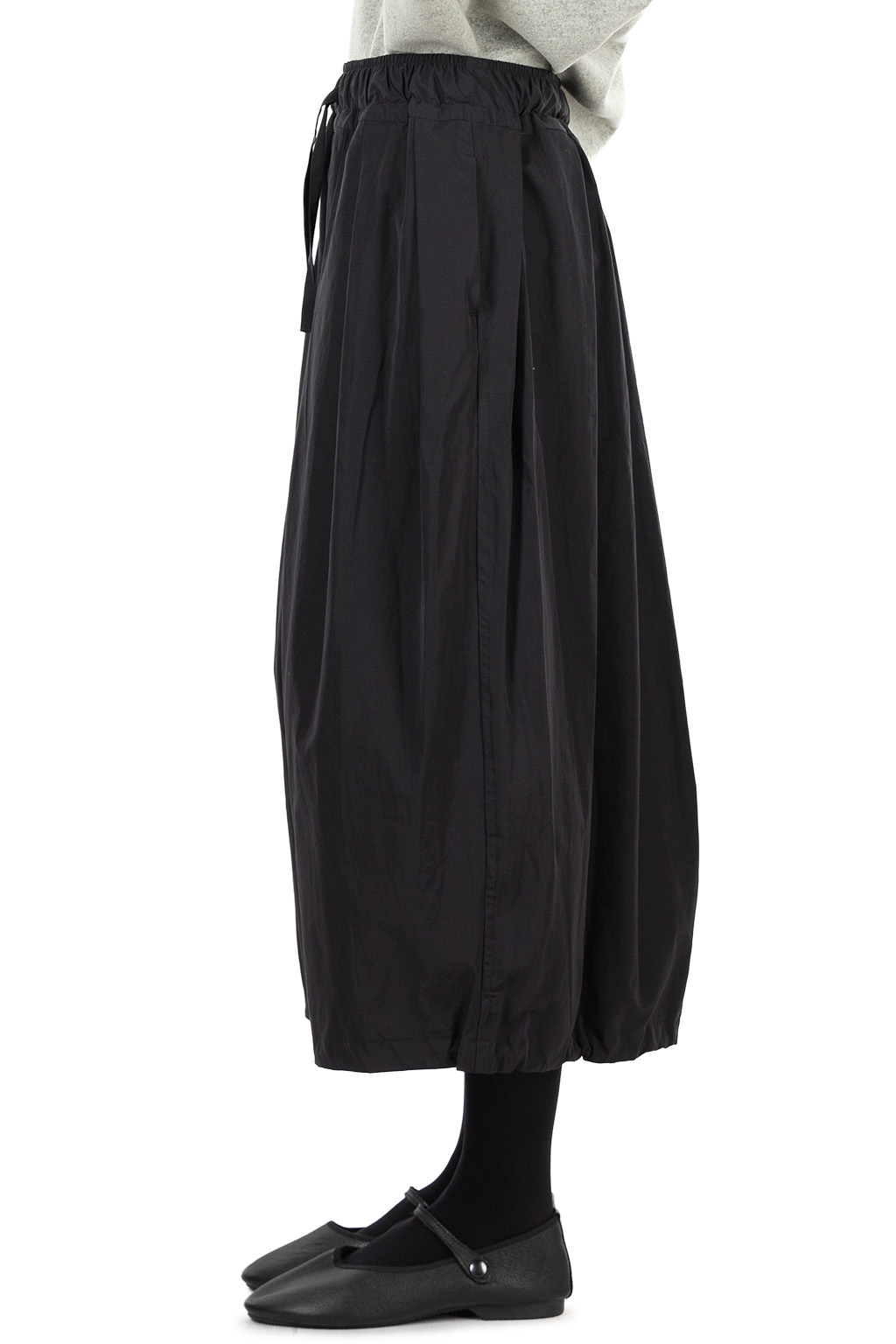 Veritecoeur - Taffeta Coccon Skirt - Black