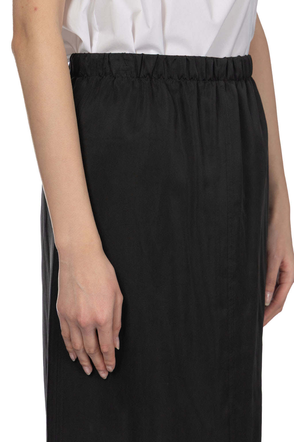 YLEVE - Cupra Twill Skirt - Black