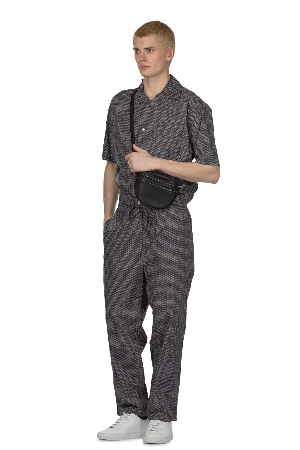 ts(s) - Drawstring Pants - Black